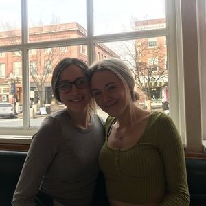 Meet your Posher, Brynn